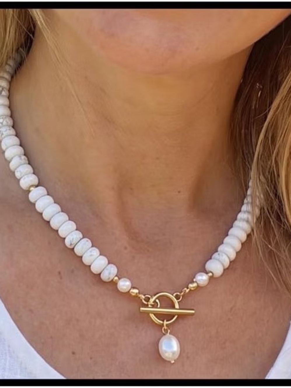 Bohemian Gold Toggle Pearl Pendant Necklace in Natural Stone White Beads